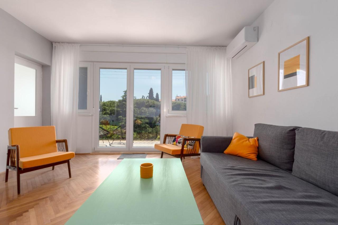 Nona Mileva Apartment Pola Esterno foto