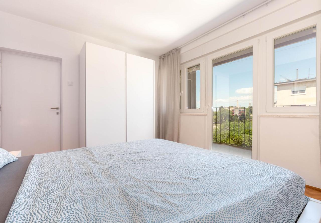 Nona Mileva Apartment Pola Esterno foto