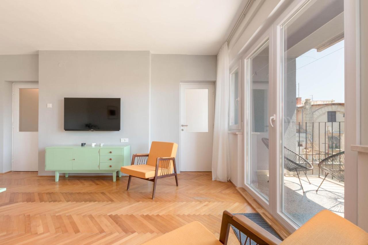 Nona Mileva Apartment Pola Esterno foto